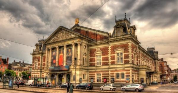 Концертната зала Концертгебау в Амстердам Холандия отваря врати Смята се