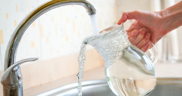 Искате да намалите риска от кариес Пийте чешмяна вода До