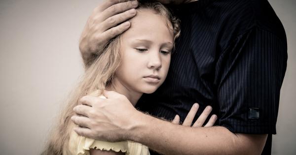 Младо момиче се оплакало на баща си Тате толкова се