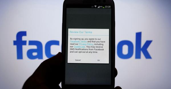 Граждани и политици настояват за отговори и предприемане на мерки