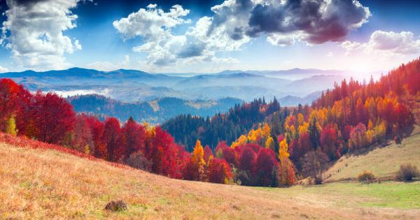 На 22 септември в 23 02 ч настъпи астрономическата есен Не