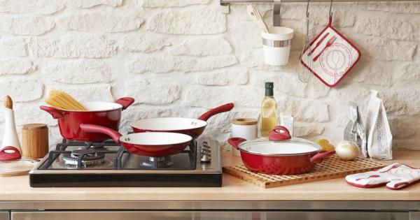 Готвенето понякога се превръща в истински ад пръска масло кипи