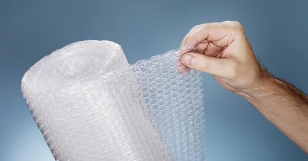 Приятно е да се пукат балончетата на аерофолиото нали Това