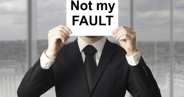 Нормален работен ден Работите си кротко зад бюрото и фигурата