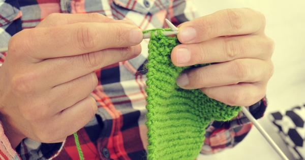 Възхищаваме се на жените които обичат футбол и гледат екшъни