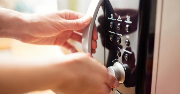 Твърдението че микровълновите печки унищожават всички полезни неща в нашата