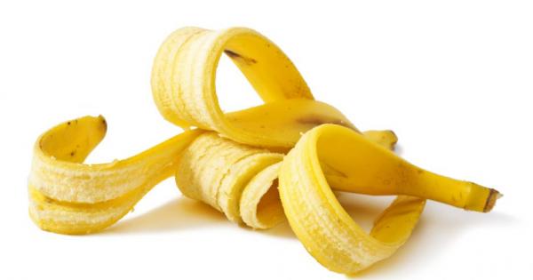 Не изхвърляйте кората на банана. Тя може да ви послужи