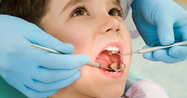 Млечните зъби задължително трябва да се лекуват Особено ако те