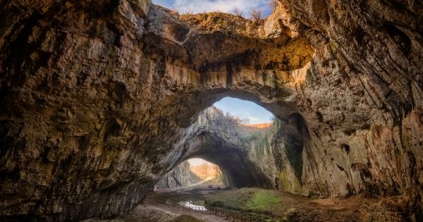 Деветашката пещера, намираща се близо до село Деветаки, община Ловеч, е сред