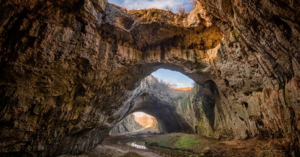 Деветашката пещера намираща се близо до село Деветаки община Ловеч е сред