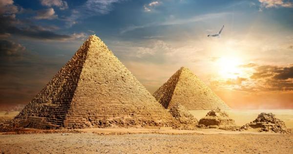 В продължение на хилядолетия египетските пирамиди озадачават изследователите с много