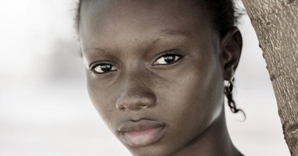 Литературен клуб в Нигерия вдъхновен от есето Всеки трябва да