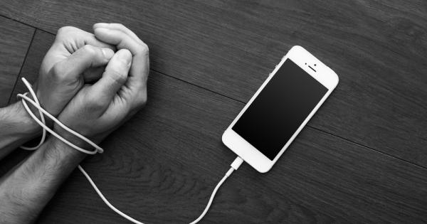 Дигиталната епоха Епоха на смартфони И социални мрежи И мигновени съобщения Златна епоха на