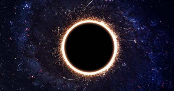 Според стандартното разбиране за природата на черните дупки което се
