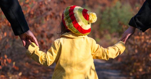 Родителите по цял свят имат собствени начини за отглеждане на