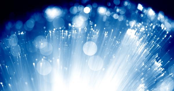 За първи път в историята учени успяха да сухранят светлинно