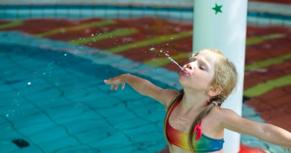 Въпреки че повечето хора гледат на слюнката като на нещо