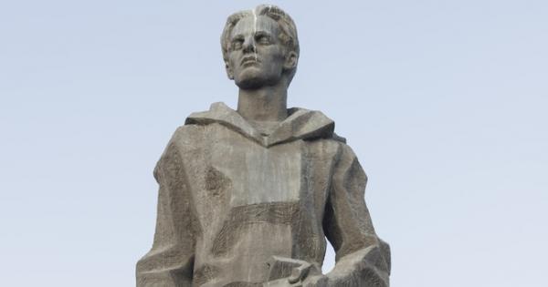 Българският поет Никола Вапцаров е осъден на смърт и още