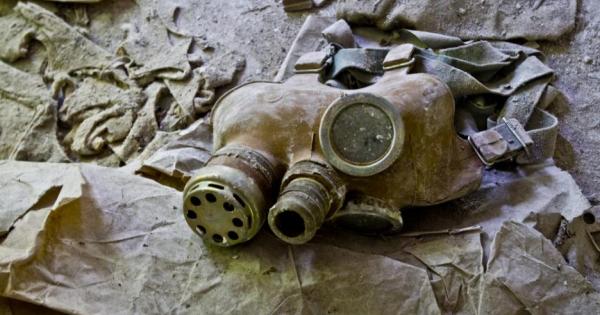 В този свеж априлски ден се навършват 36 години от