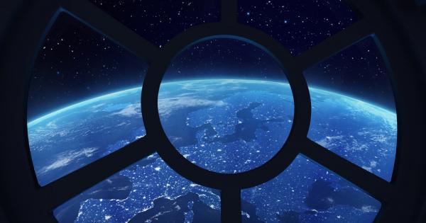 4 декември 1998 г Първите шестима астронавти излитат с космическата