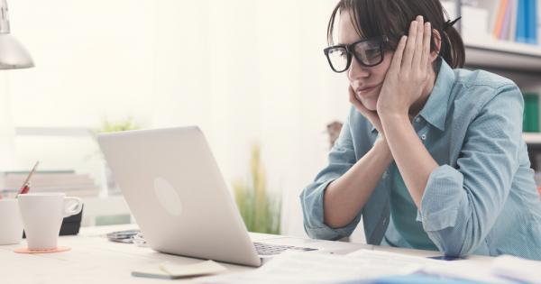 Отново е понеделник Влудяващата аларма нарушава прекрасния звук от тишината на