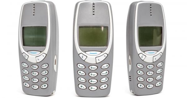 През 2000 г. Nokia пусна на пазара 3310 – телефонът,