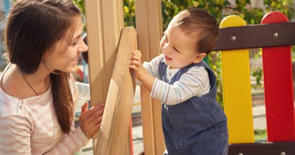 Родителите са единодушни че отделянето на хлапето от детската площадка