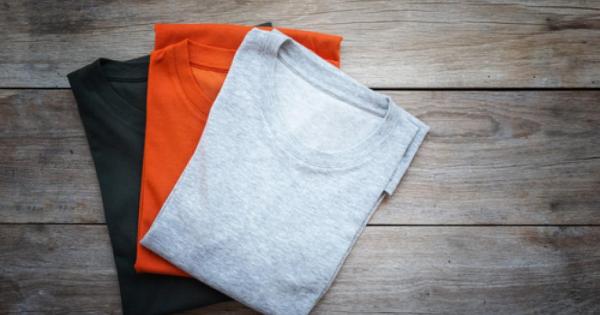 Ново изследване установи че ако помиришете дрехите на своя партньор
