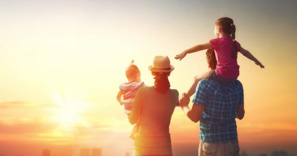 Третият закон на Нютон гласи Всяко действие има равно по