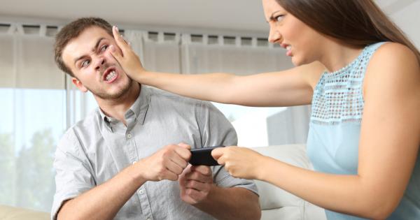 Отношението ни към смартфоните е свързано с депресията и ниско