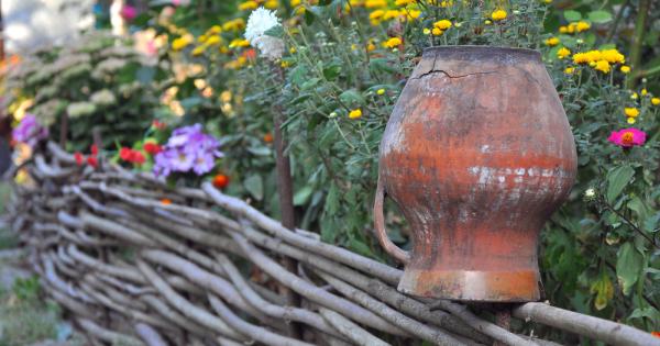 Живял някога в едно малко селце един мъж който работел