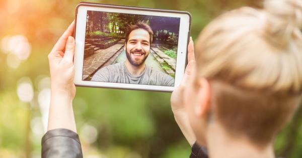 Често любовта пламва от обикновено познанство в сайт за запознанства