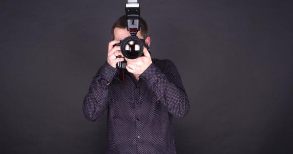 Нямате светкавица а искате да направите снимка при оскъдно количество