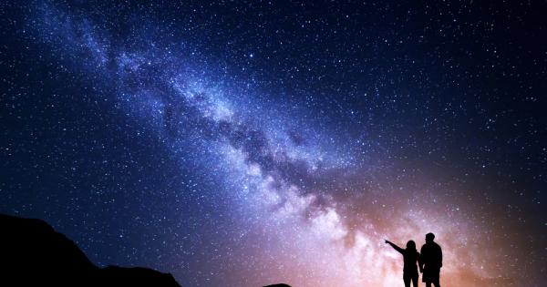 Д р Владимир Божилов е преподавател в катедра Астрономия на Физически факултет на