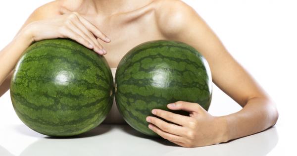 Гърдите се гордеят с най различна форма и големина но никои