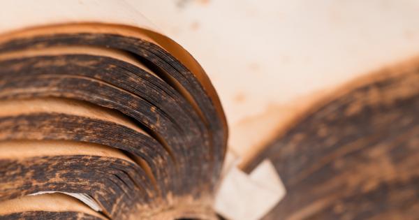 На смъртното си ложе Учителя повикал всички свои ученици посочил онзи