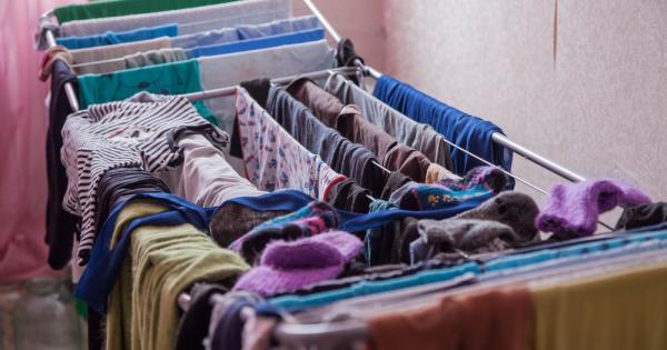 Сушенето на изпраните дрехи вкъщи може да предизвика сериозни здравни