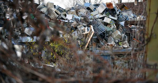 Учените са измислили ново решение за нарастващите планини от електронни