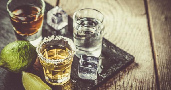 Норвежки учени установиха че умерената консумация на алкохол например