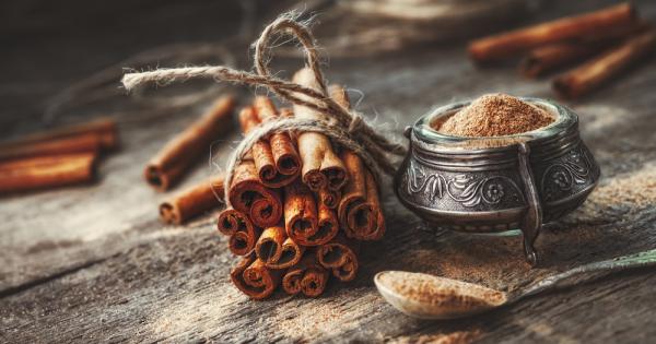 Освен че е ароматна подправка която може да овкуси много