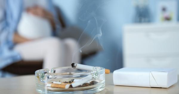 Майките които пушат цигари по време на бременност дори и