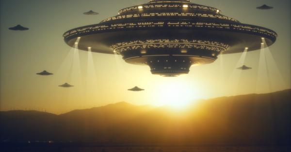 Интернет е перфектното място за развъждане на конспиративни теории Докато някои