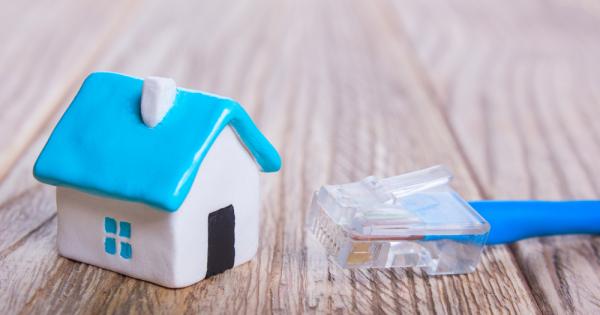 Според едно народно поверие когато се нанасяте в нов дом първо