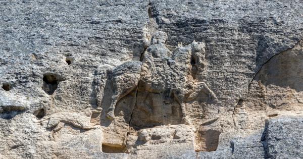 Националният историко-археологически резерват Мадара“, където се намира Мадарският конник, вече