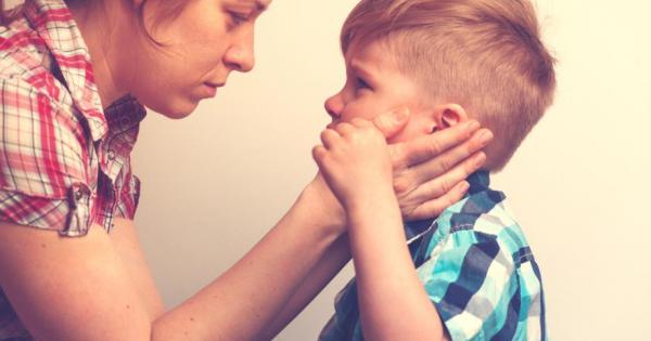 Децата на около две три годинки имат славата на истерици от