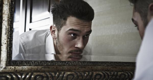 Можем да заблуждаваме себе си че светът навън създава нашите