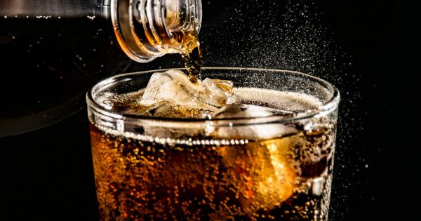 Две чаши дневно или кенче и половина газирани безалкохолни напитки