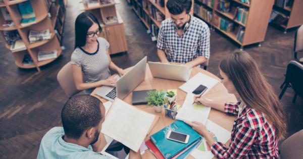 Общият враг доказано сплотява Дали ще е учителят който изпитва