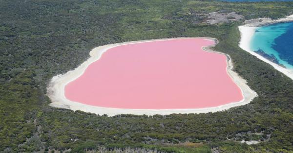 Каквото и да си говорим езерото Хилиър разположено на остров