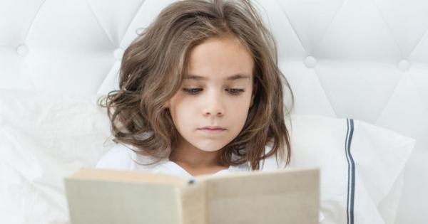 Здравей какво правиш Чета си мамо За да чуем тези